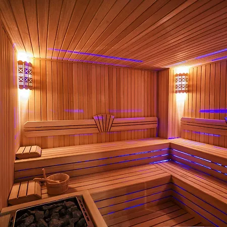 Ξενοδοχείο The Conforium 3*