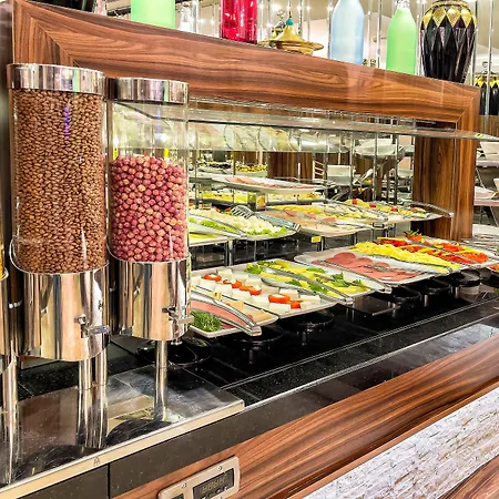 Otel The Conforium 3*