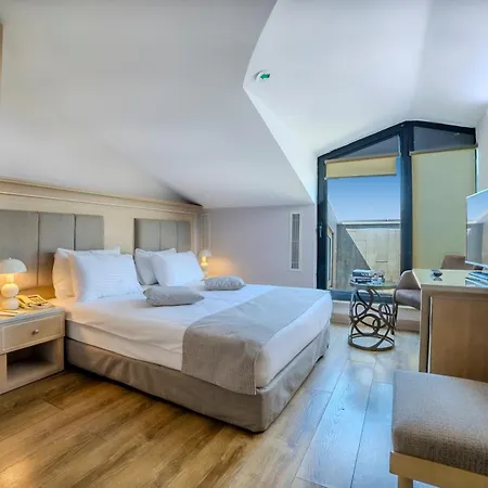 The Conforium Hotel 3*