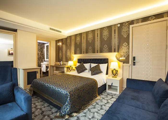 The Conforium Отель 3*