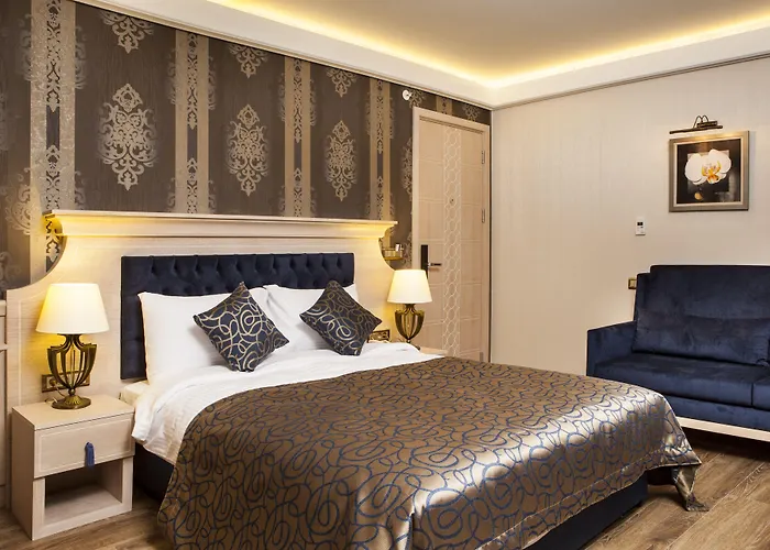 Отель The Conforium 3*