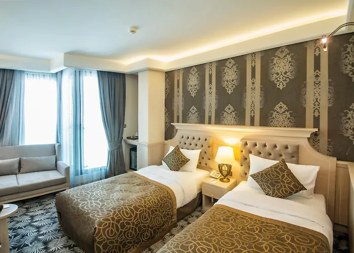 Отель The Conforium 3*